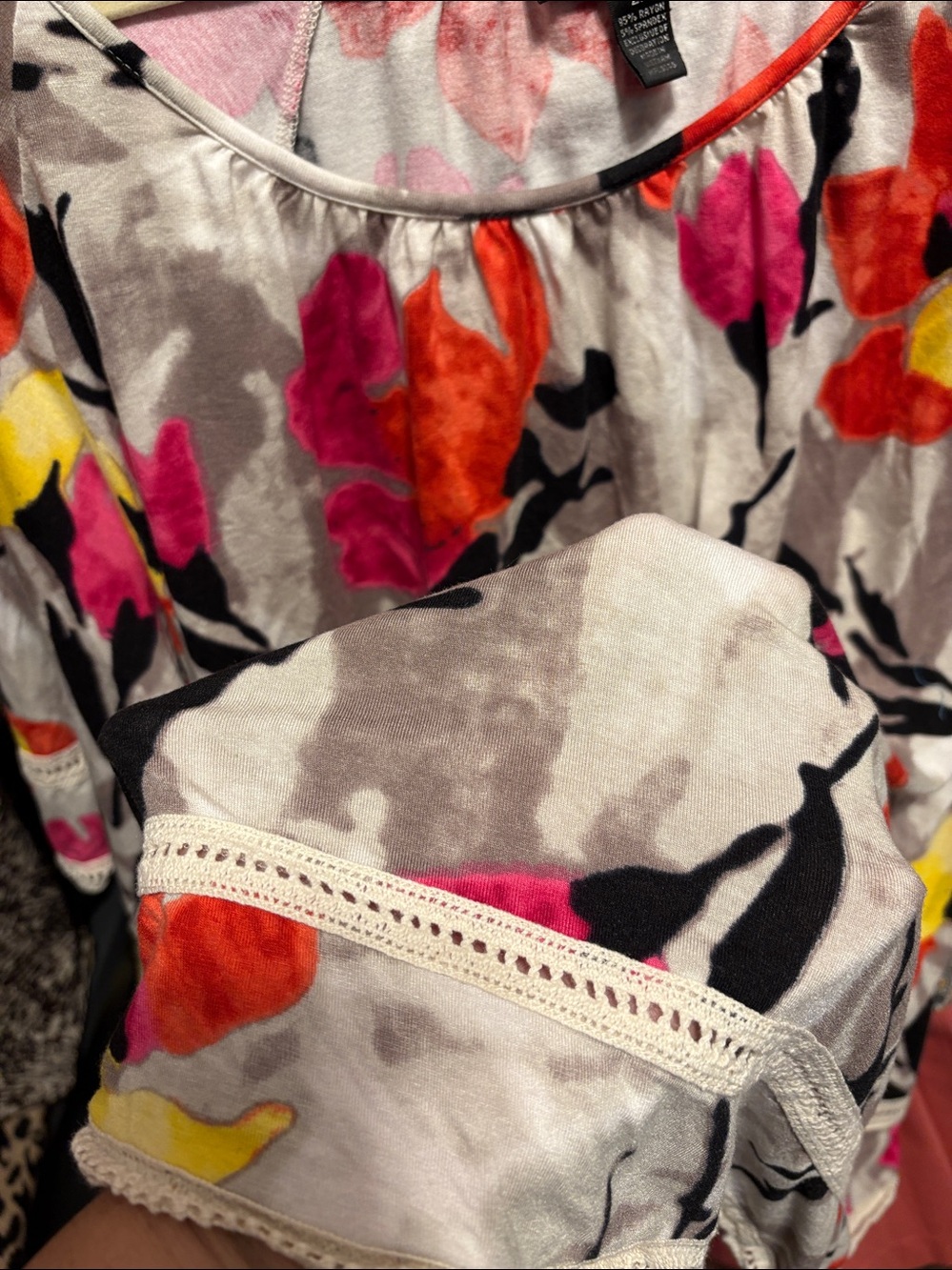 Style & Co Floral Scoop-Neck Tunic in Gray, Pink, Red-Orange, Yellow - Picture 4 of 4